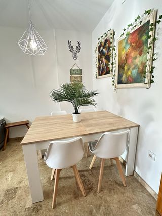 Mesa Comedor y 4 Sillas