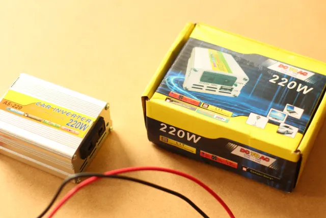 Inversor de Corriente 220W DC a AC