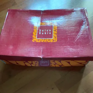 Botas de invierno blancas con cordones decorativos