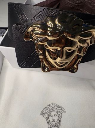 Cinturón Versace Negro y Dorado Medusa