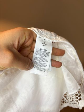 Vestido blanco con encaje de Pedro Del Hierro