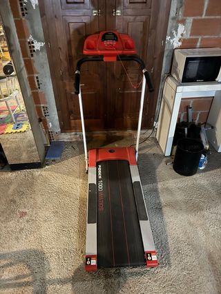 Máquina de gimnasio multifunción