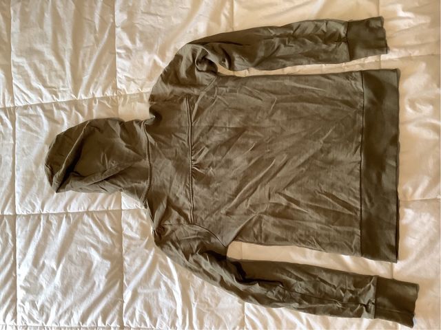 Sudadera verde de algodón con capucha