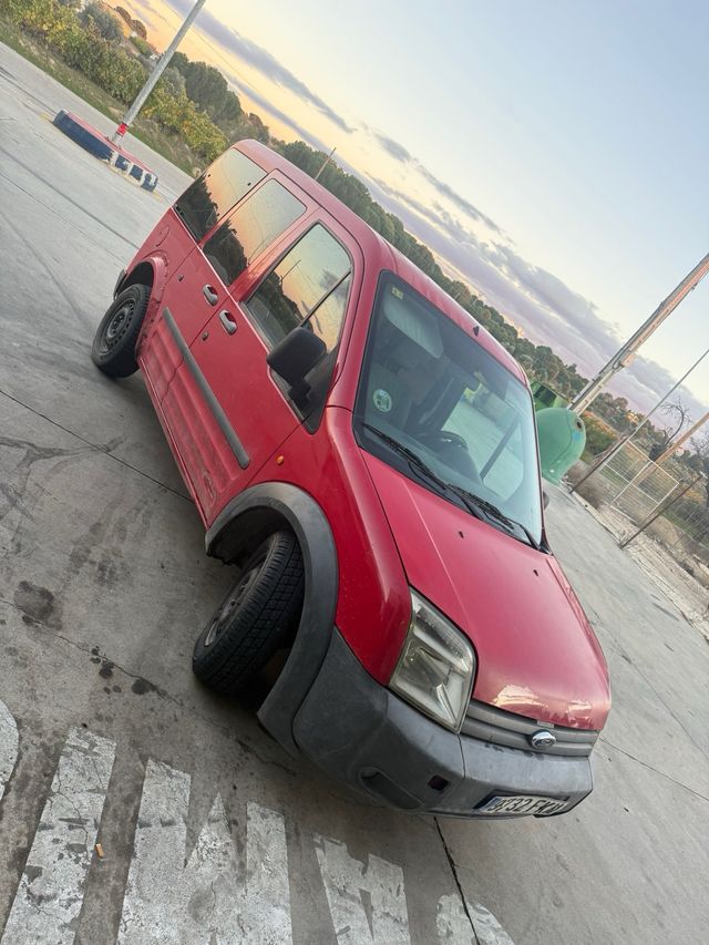 ALQUILER FORD TOURNEO 2007