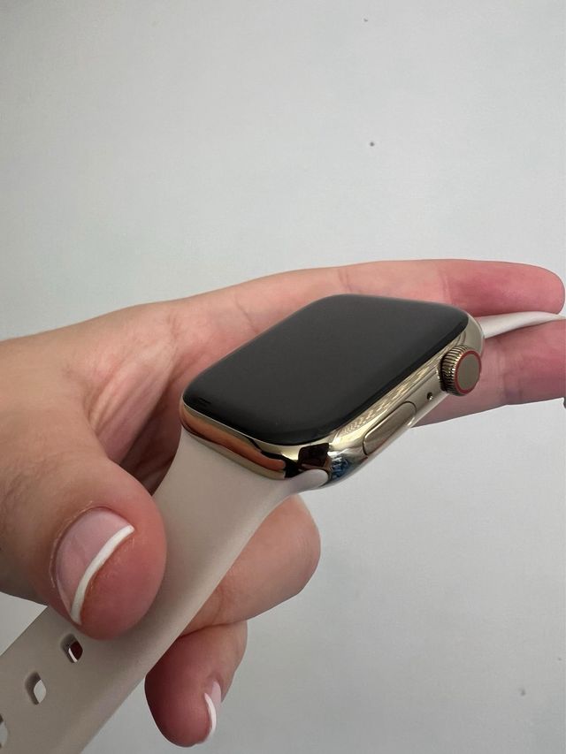Apple Watch Serie 7 GPS + LTE 45mm dorado