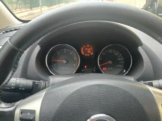 Nissan Qashqai+2 2010