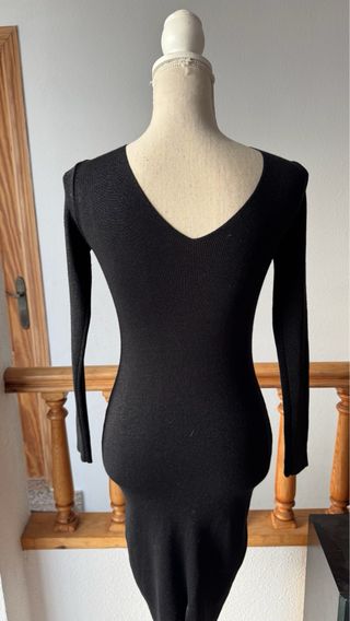 Vestido midi negro con cordones