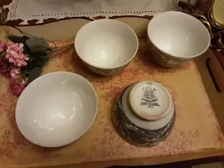 Juego 4 tazones Vargas Segovia antiguos