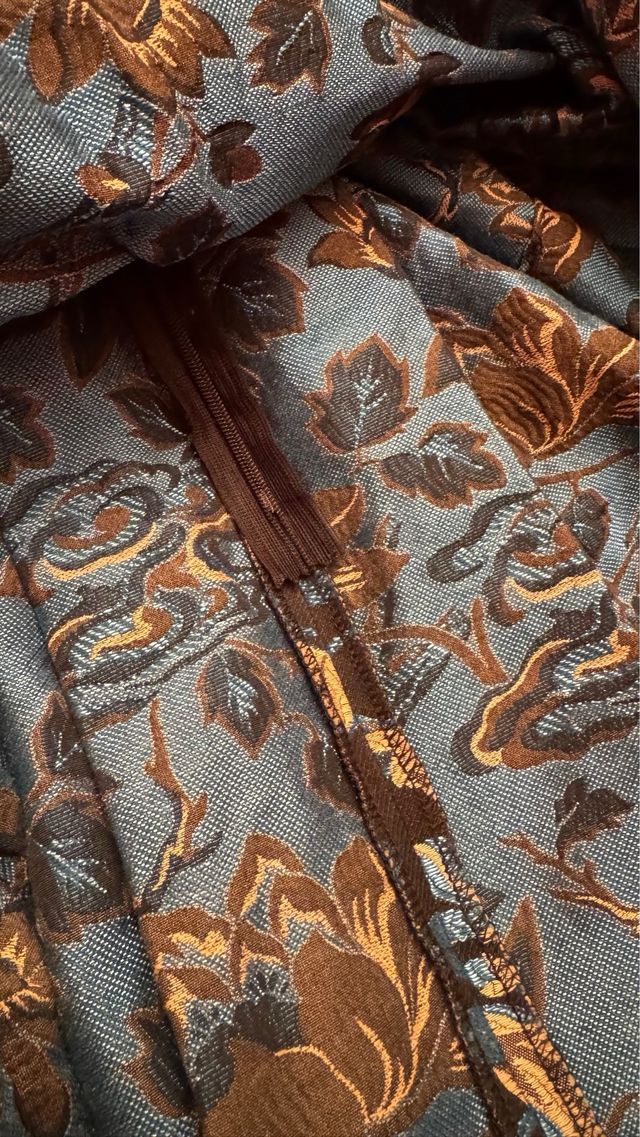 Gonna damascata nera e blu