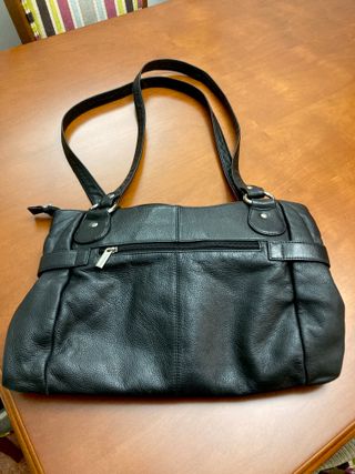 Bolso de piel negro
