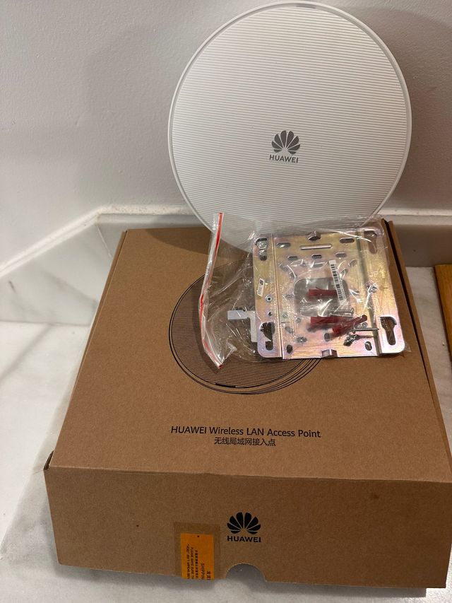 Huawei AirEngine 6761-21T 2500 Mbit/s POE