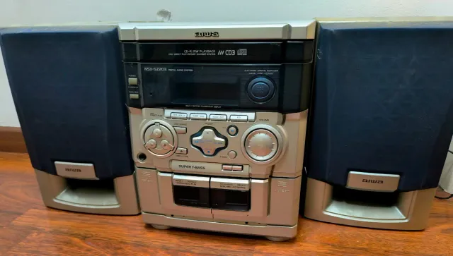 Mini impianto Aiwa NSX-SZ210 CD/Radio/Cassetta