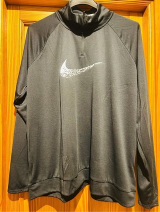Camiseta elástica manga larga Runnig Nike.