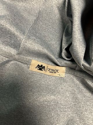 Chaqueta con cremallera gris y beige