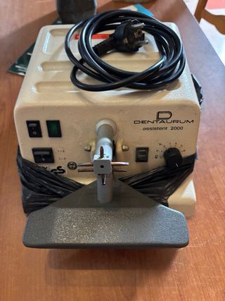 Saldatrice a punte DENTAURUM assistent 2000