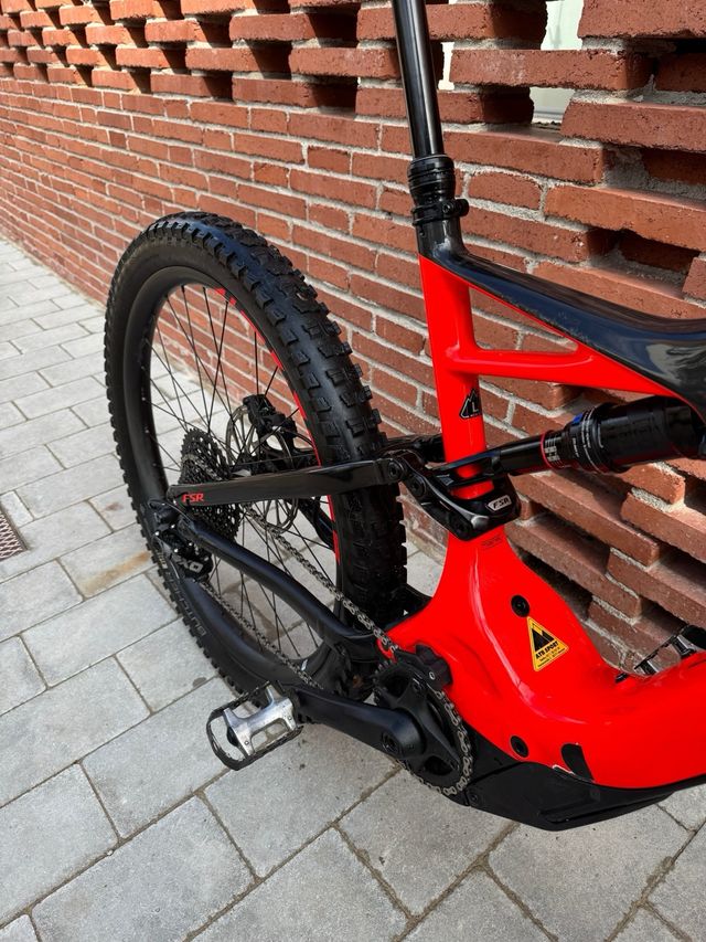 Bicicleta eléctrica  Specialized Turbo Levo FSR