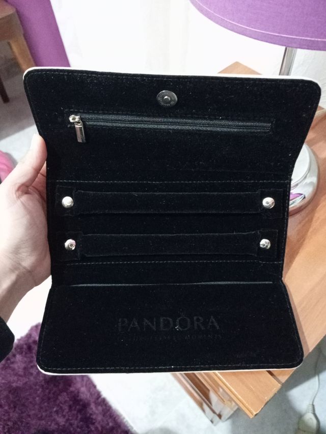 Estuche Pandora Beige