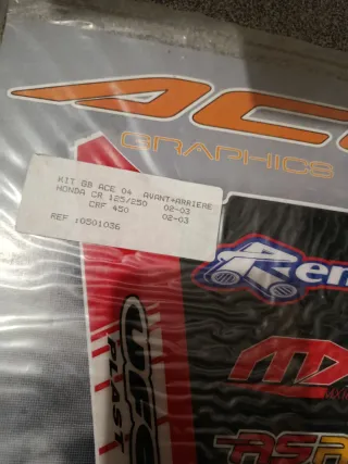 Adhesivos Gráficos Ace para Honda CR 125/250