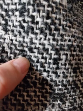 Abrigo Cache Cache negro y gris