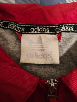 Chaqueta Ligera Vintage Adidas Roja