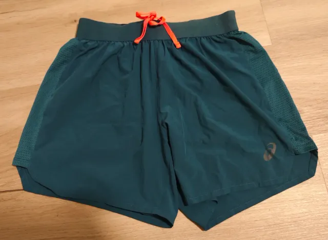 Pantalón corto running Asics de 5 pulgadas