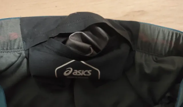 Pantalón corto running Asics de 5 pulgadas