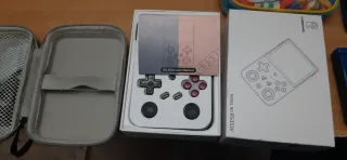 Consolas Nintendo 2DS y RG353V y DS XL