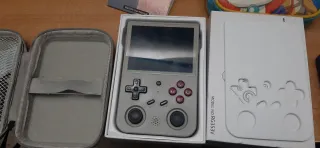 Consolas Nintendo 2DS y RG353V y DS XL