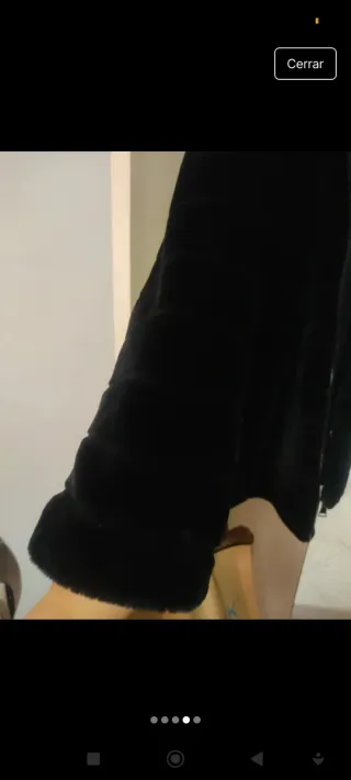 Chaqueta de pelo negra