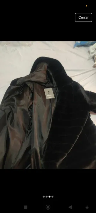 Chaqueta de pelo negra