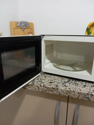 Microondas Nevir Blanco