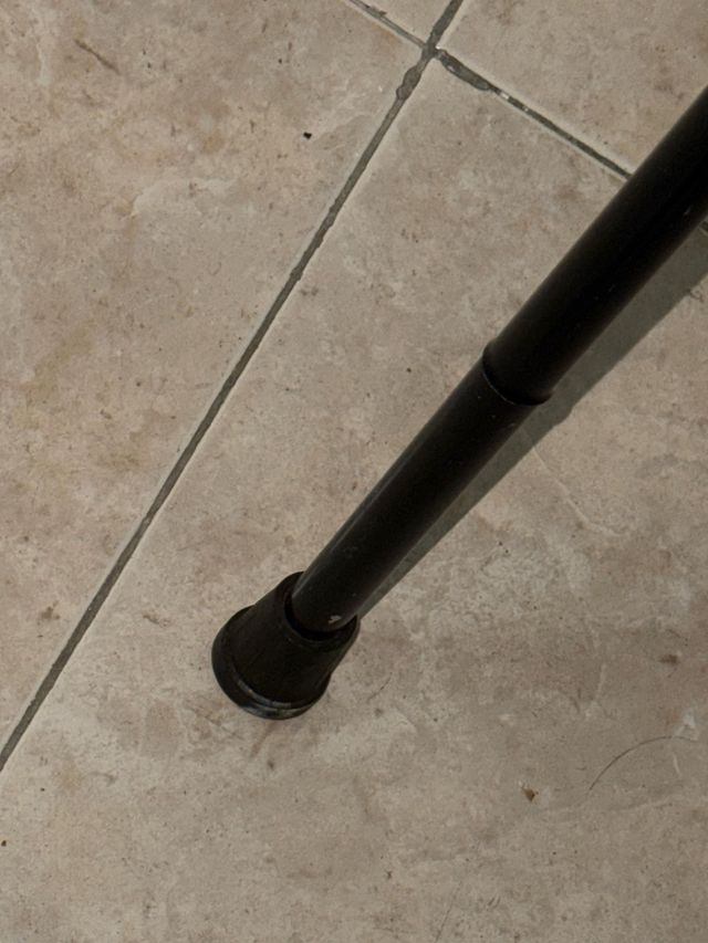 Bastón negro plegable