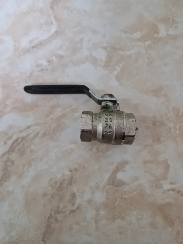 Llave de paso de agua