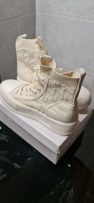 Botin ARIAN de Valentina beige