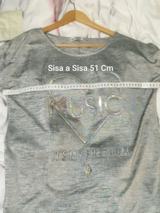 Camiseta Inside Brillos y Música - Talla L