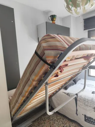 Conjunto armario con cama abatible incorporada