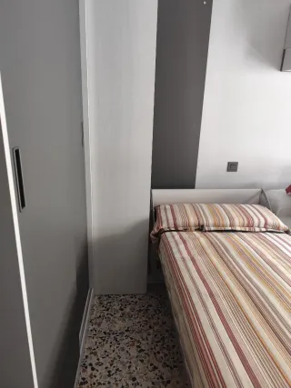 Conjunto armario con cama abatible incorporada