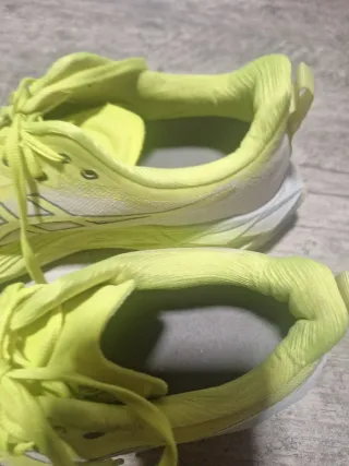 Zapatillas asics novablast 4