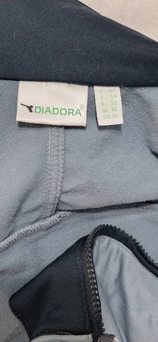 Chaqueta Diadora Vintage 90s Gris Negra