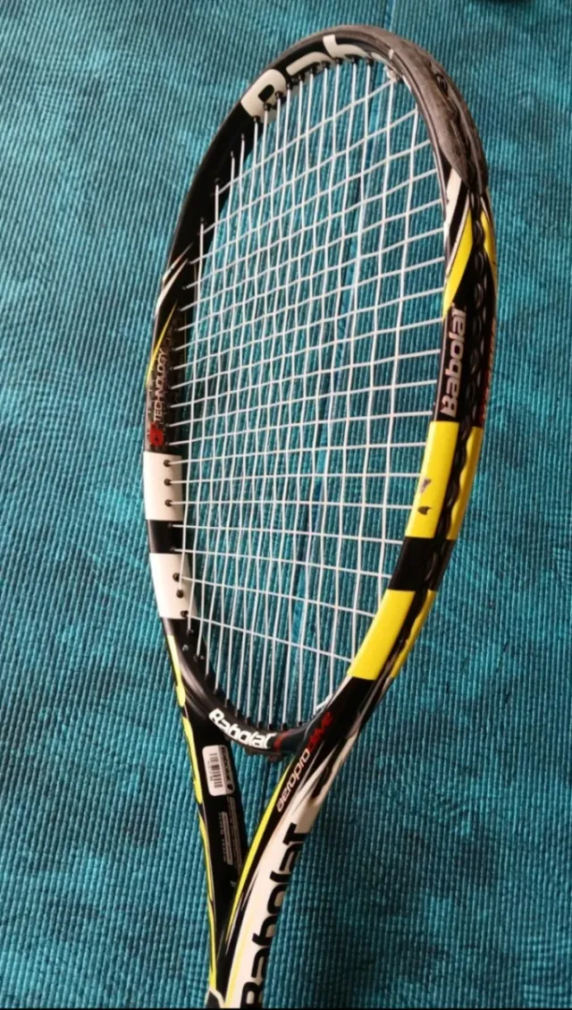 Raqueta Tenis Babolat Aeropro Drive 300 gramos.