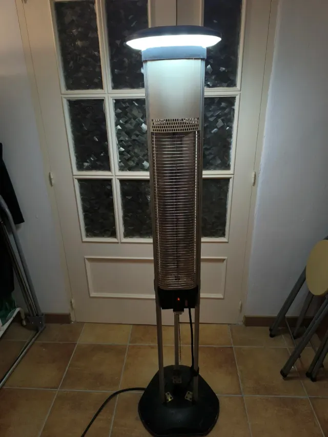 Estufa Calefactor CFG tower terraza/jardín exterio