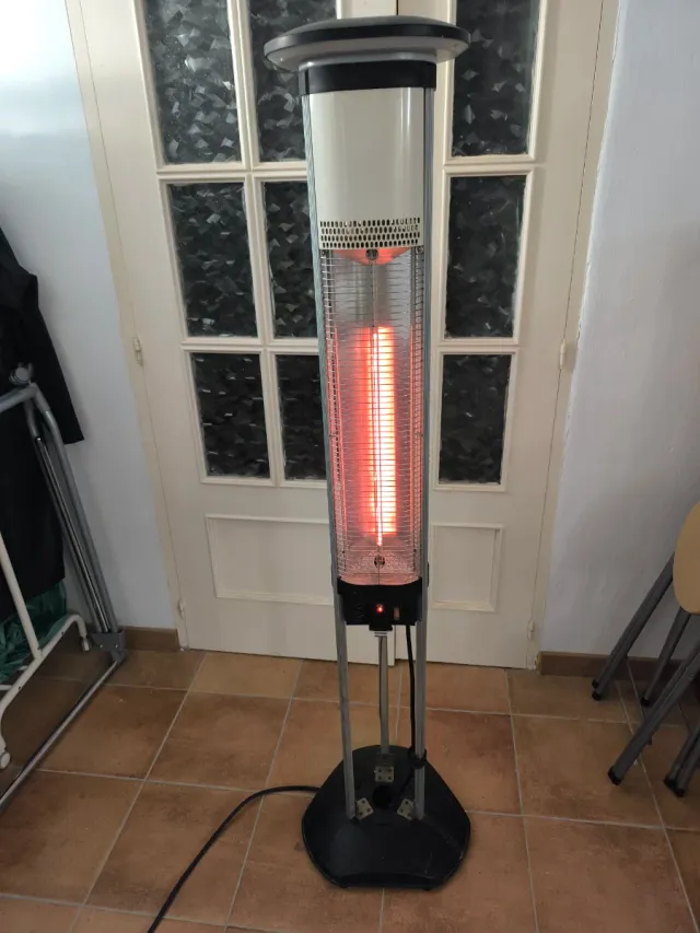 Estufa Calefactor CFG tower terraza/jardín exterio