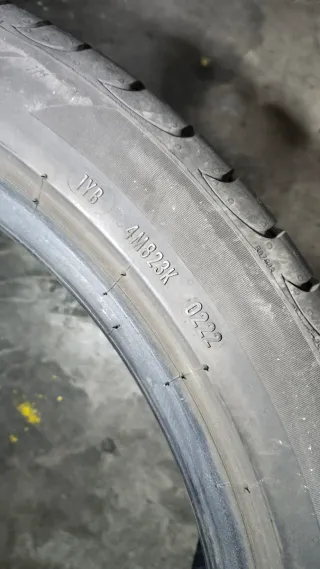Pirelli 235/40 R18