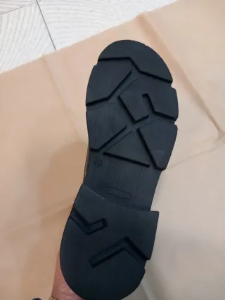 Botas negras cordón y cremallera