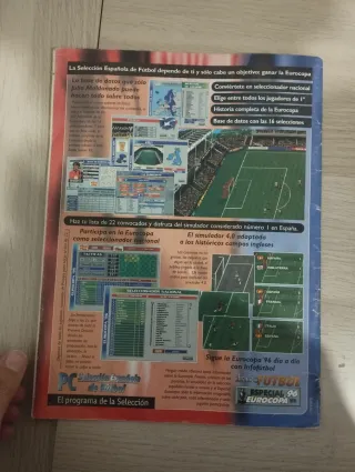 Pc Futbol revista Eurocopa96. CON POSTER