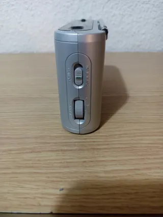 Radio Sony ICE-304 Plata