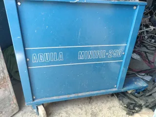 Máquina de soldar AGUILA MINIFIL-250