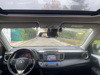 Toyota RAV4 2014