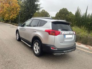 Toyota RAV4 2014