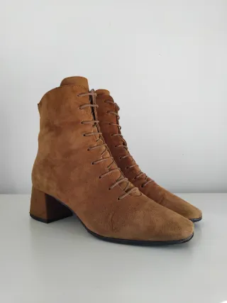 Stivaletti Bianca Di marrone con lacci